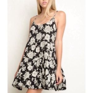 Brandy Melville Floral Print Jada Dress